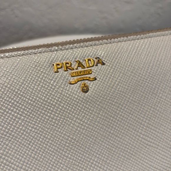 Prada Milano All Around Zip Long Wallet with authenticity - Picture 2 of 14